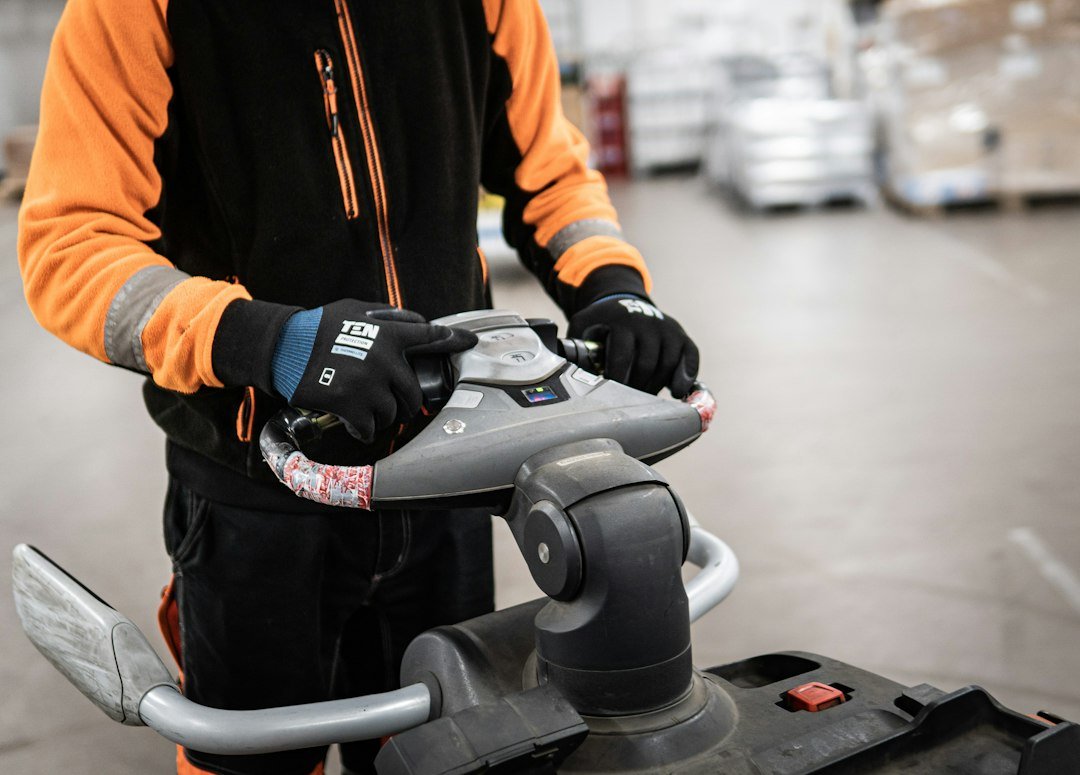 Rugged-Industrial-Tablets-for-Warehouse-Management